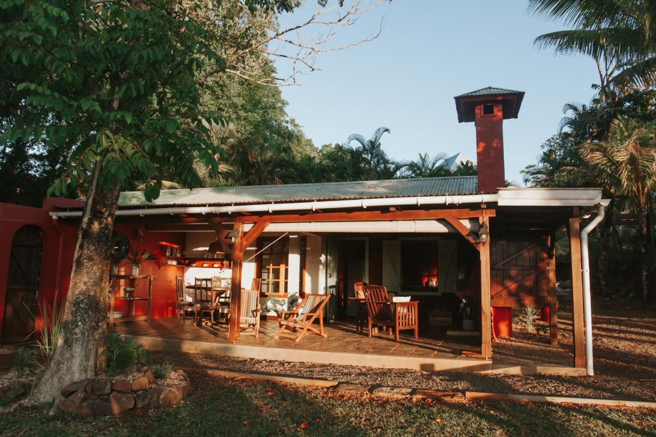 La Vieille Cheminee, Tropical Farm & Eco-Lodges 카마렐 외부 사진